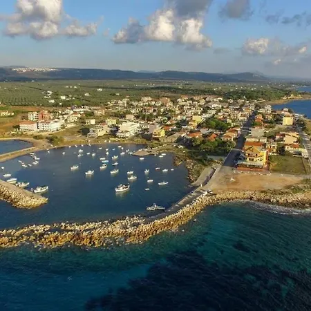 Harmony House Marathpoli 4 * Marathopoli